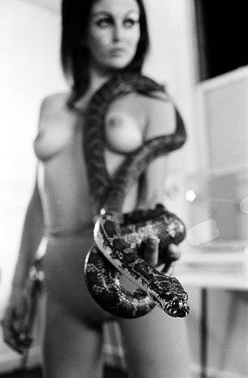 snake_woman_kings_cross_1970_71
