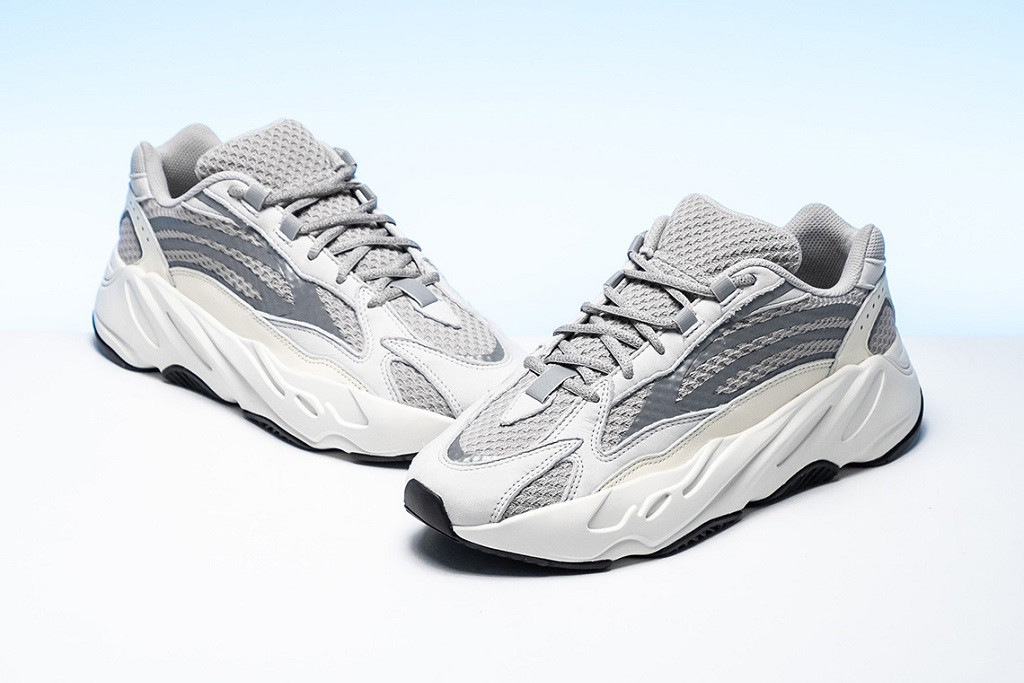 yeezy 700 v2 static release